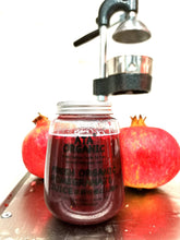 將圖片載入圖庫檢視器 【每日人手鮮榨】土耳其鮮榨有機紅石榴汁350ml Turkish Organic Fresh Pomegranate Juice